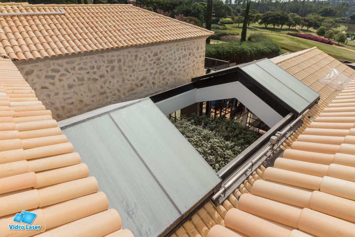 cobertura de vidro para piscina com fechamento de vidros